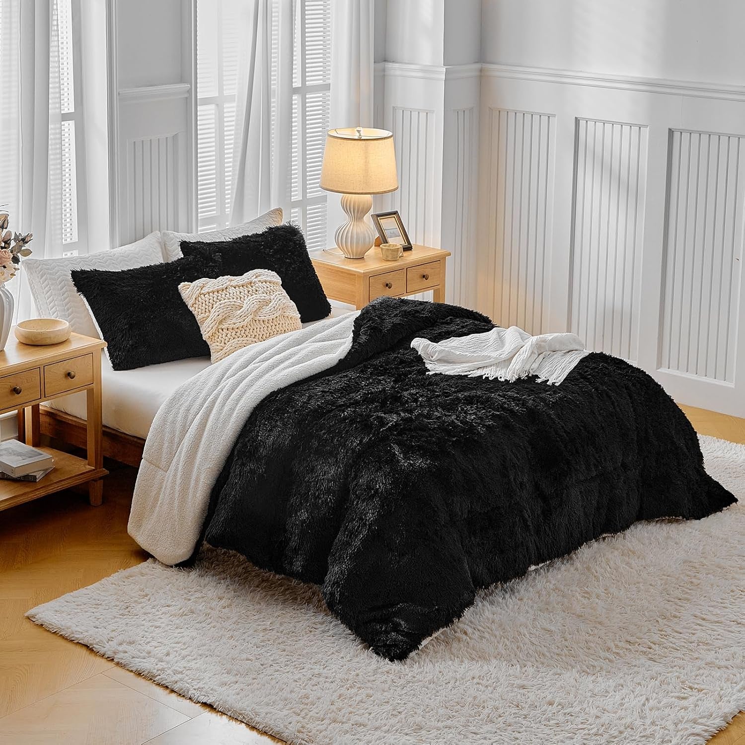 Black Faux Fur Comforter Set Queen 3 Pieces - 1 Black Shaggy Comforter Set 90X90 and 2 Pillowcases, Ultra Soft and Easy Care Luxury Plush Shaggy Duvet Set