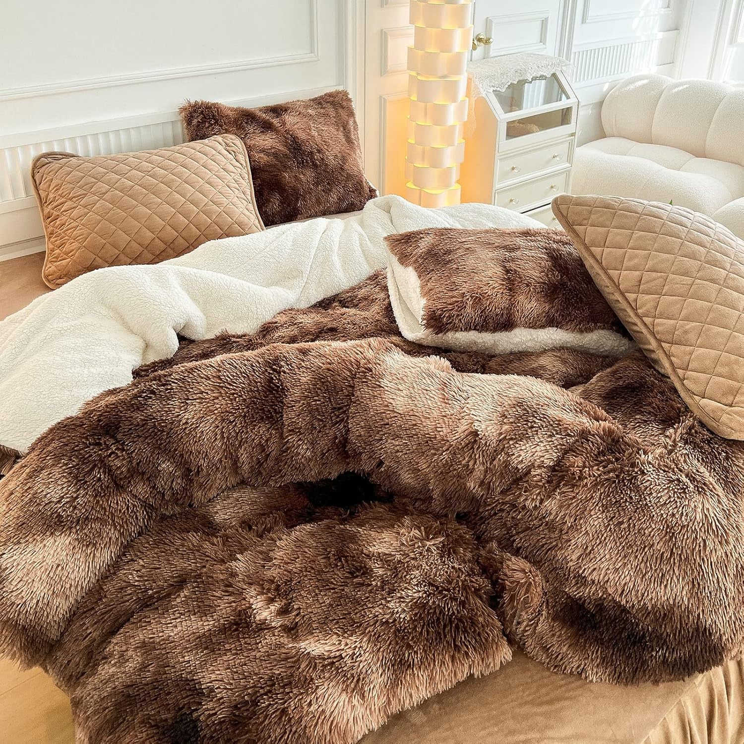 Faux Fur Plush Shaggy Comforter Set Queen White with Khaki 3 Pieces down Alternative Microfiber Ultra Soft Luxury Warm Sherpa Duvet Set with 2 Pillow Cases Luxury